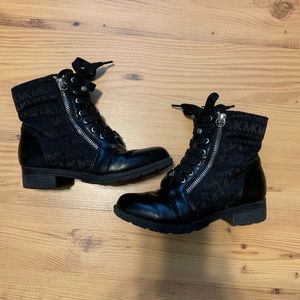 Michael Kors girls size 1 black ankle boots